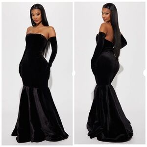 Fashion Nova Stella Velvet Black Elegant Black Off-Shoulder Evening Gown Size 1X